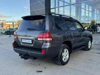 2010 Toyota Land Cruiser 200 Series, серый, 2650000 рублей, вид 5