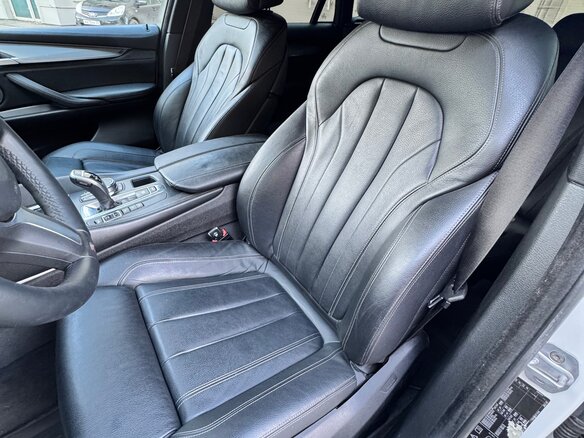 2018 BMW X6 40d II (F16), белый, 3500000 рублей - вид 17