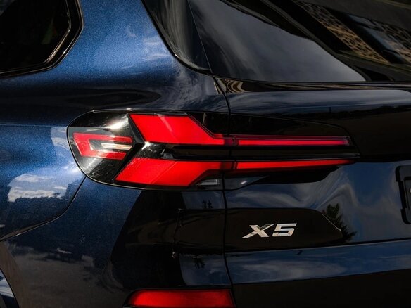 2025 BMW X5 40i IV (G05/G18) Рестайлинг, синий, 10850000 рублей - вид 10