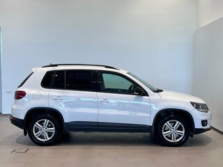 2013 Volkswagen Tiguan I Рестайлинг, белый, 1175000 рублей, вид 4
