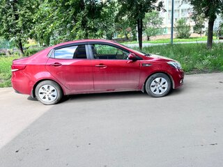 2016 Kia Rio III Рестайлинг, красный, 950000 рублей, вид 2