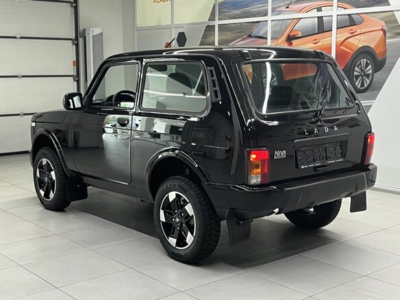 2026 Lada (ВАЗ) Niva Legend I Рестайлинг, чёрный, 1340000 рублей - вид 3