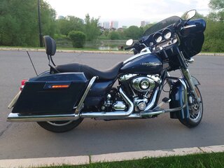 2009 Harley-Davidson Street Glide, синий, 737000 рублей, вид 3