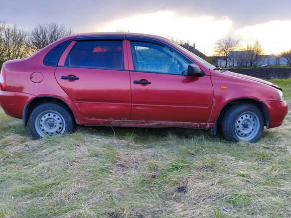 2011 Lada (ВАЗ) Kalina I, красный, 175000 рублей - вид 2