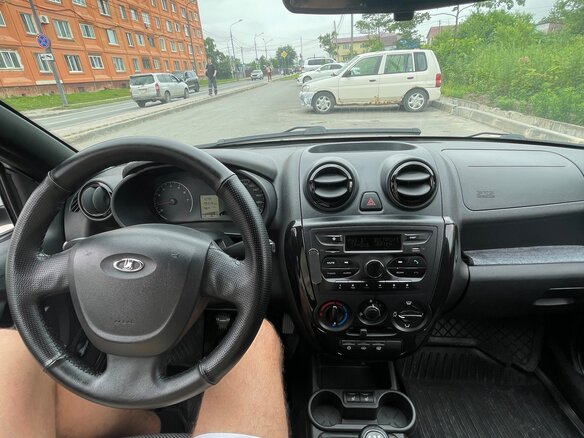 2017 Lada (ВАЗ) Granta I, белый, 500000 рублей - вид 6