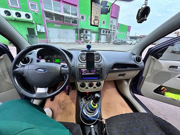 2006 Ford Fiesta Mk5, фиолетовый, 350000 рублей - вид 14