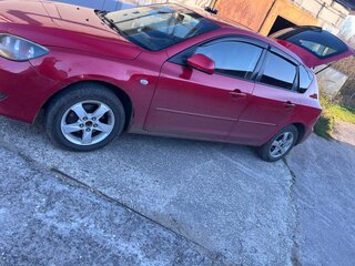 2005 Mazda 3 I (BK), красный, 600000 рублей, вид 3