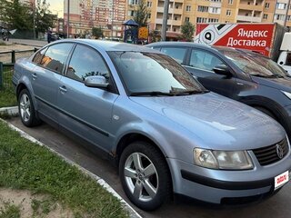 2000 Volkswagen Passat B5, голубой, 300000 рублей, вид 2
