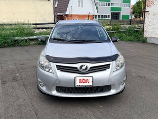2010 Toyota Auris I Рестайлинг, серебристый, 650000 рублей, вид 1