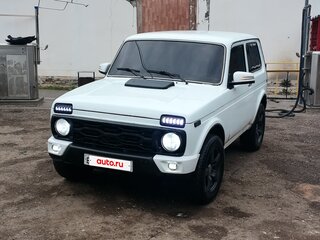 2001 Lada (ВАЗ) 2121 (4x4) I Рестайлинг, белый, 395000 рублей, вид 1