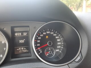 2012 Volkswagen Golf VI, чёрный, 1150000 рублей, вид 1