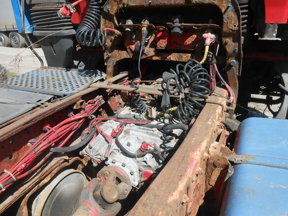 1996 Iveco EuroTech, синий, 195000 рублей - вид 9