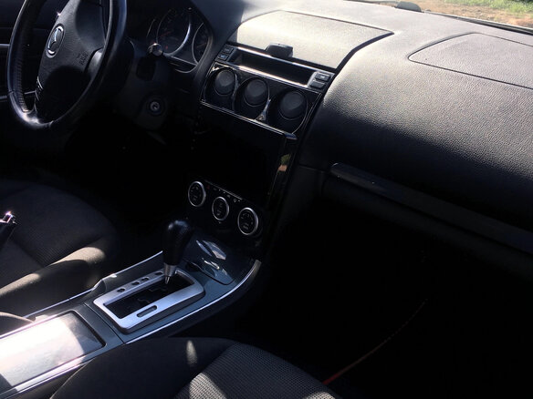 2005 Mazda 6 I (GG) Рестайлинг, серебристый, 370000 рублей - вид 4