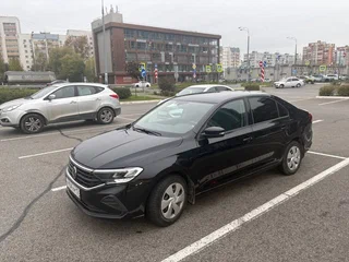 2020 Volkswagen Polo VI, чёрный, 1300000 рублей, вид 1