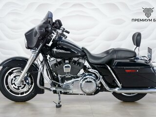 2009 Harley-Davidson Street Glide, чёрный, 899000 рублей, вид 2