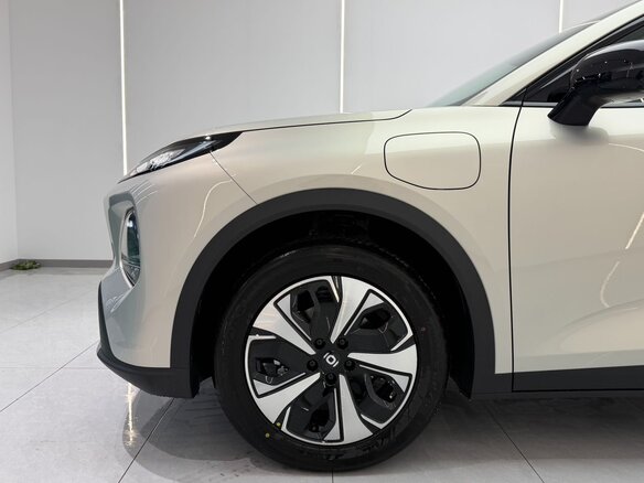 2026 Changan Qiyuan Q05 51.9 kWh II, бежевый, 2250000 рублей - вид 6