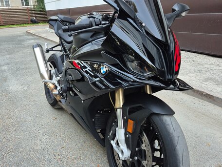 2023 BMW S 1000 RR, чёрный, 1950000 рублей, вид 4