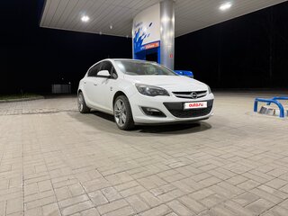 2013 Opel Astra J Рестайлинг, белый, 999999 рублей, вид 1