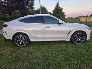 2020 BMW X6 30d III (G06), белый, 7980000 рублей, вид 5