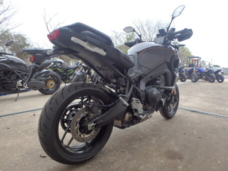 2023 Yamaha Tracer 9, серый, 1585000 рублей, вид 3