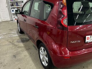2013 Nissan Note I Рестайлинг, красный, 750000 рублей, вид 4