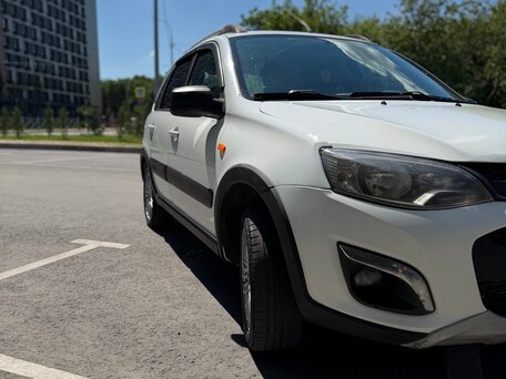 2015 Lada (ВАЗ) Kalina Cross II, белый, 470000 рублей, вид 4