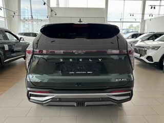 2026 Geely Atlas II, зелёный, 3449990 рублей, вид 5
