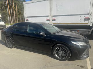 2019 Toyota Camry VIII (XV70), чёрный, 3200000 рублей, вид 4