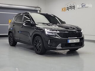 2024 Kia Seltos I Рестайлинг, чёрный, 2100000 рублей, вид 4