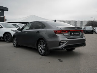 2020 Kia Cerato IV, серый, 2350000 рублей, вид 4