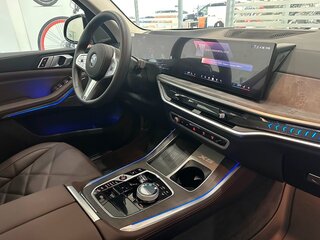 2025 BMW X5 Long 30Li IV (G05/G18) Рестайлинг, чёрный, 9999999 рублей, вид 3