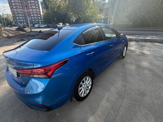2017 Hyundai Solaris II, синий, 1250000 рублей, вид 3