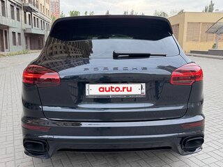 2017 Porsche Cayenne II Рестайлинг (958), синий, 3800000 рублей, вид 5