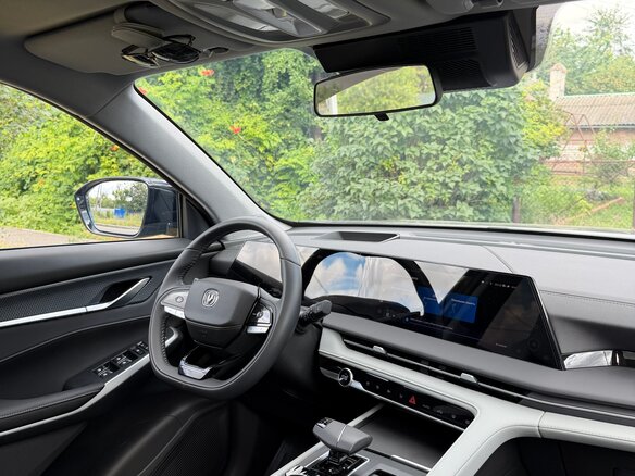 2024 Changan CS75 Plus III, серый, 3250000 рублей - вид 7