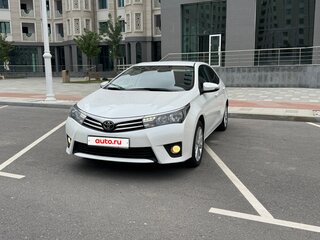2013 Toyota Corolla XI (E160, E170, E180), белый, 1150000 рублей, вид 2