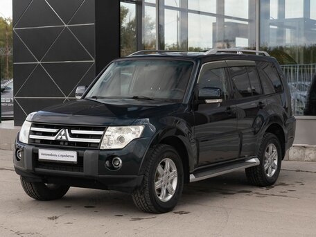 Mitsubishi Pajero IV