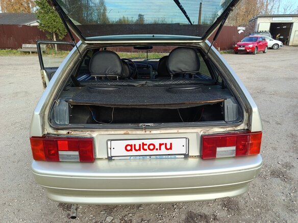 2004 Lada (ВАЗ) 2114, серебристый, 135999 рублей - вид 8