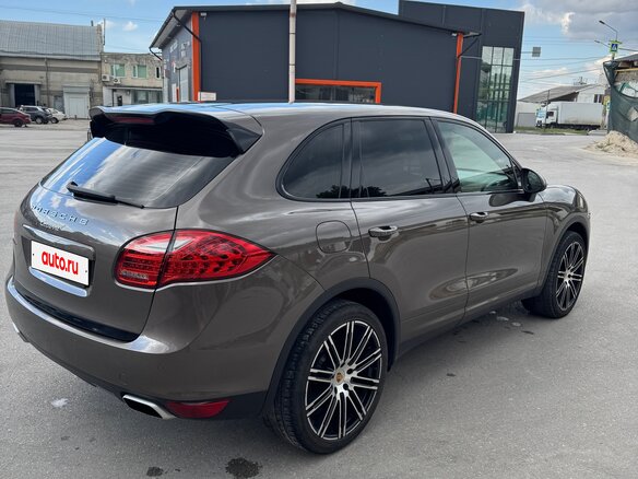 2013 Porsche Cayenne II (958), коричневый, 2550000 рублей - вид 1