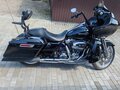 2023 Harley-Davidson Road Glide, чёрный, 1460000 рублей - вид 3