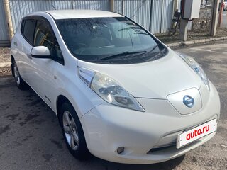 2013 Nissan Leaf (EM57) I (ZE0/AZE0), белый, 1250000 рублей, вид 2