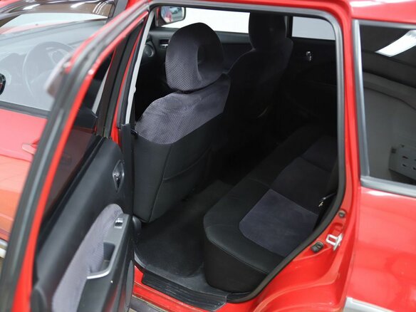 2004 Mitsubishi Outlander I, красный, 430000 рублей - вид 10