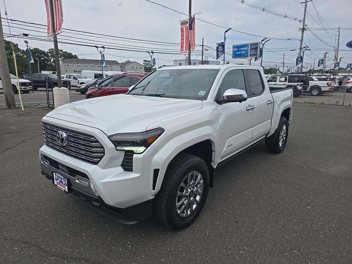 Открыть фотографии: Toyota Tacoma IV