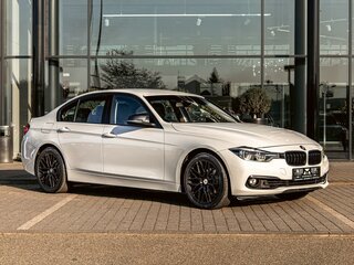2017 BMW 3 серии 320i VI (F3x) Рестайлинг, белый, 1855000 рублей, вид 3