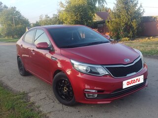 2016 Kia Rio III Рестайлинг, красный, 780000 рублей, вид 3