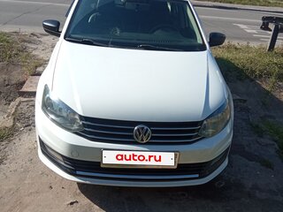 2019 Volkswagen Polo V Рестайлинг, белый, 700000 рублей, вид 1