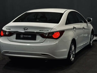 2011 Hyundai Sonata VI (YF), белый, 949000 рублей, вид 5