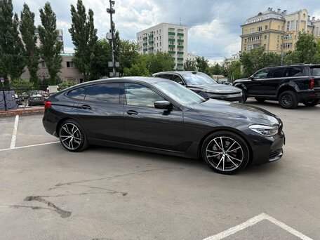 2019 BMW 6 серии Gran Turismo 630d xDrive IV (G32), серый, 5400000 рублей, вид 5