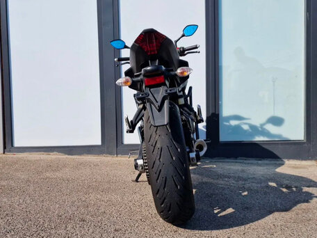 2016 Yamaha MT-07 (FZ-07), красный, 780000 рублей, вид 4