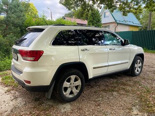 2012 Jeep Grand Cherokee IV (WK2), белый, 1250000 рублей, вид 4