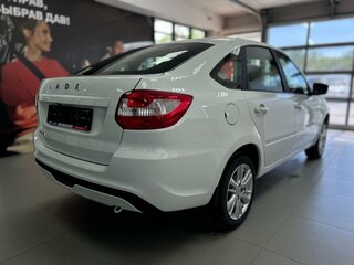 2026 Lada (ВАЗ) Granta I Рестайлинг, белый, 1248000 рублей, вид 3
